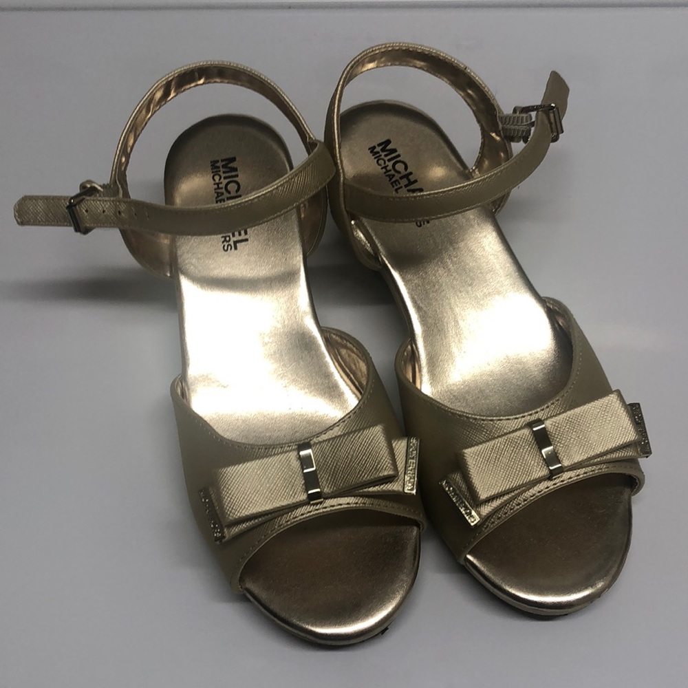 MICHAEL KORS SANDALS